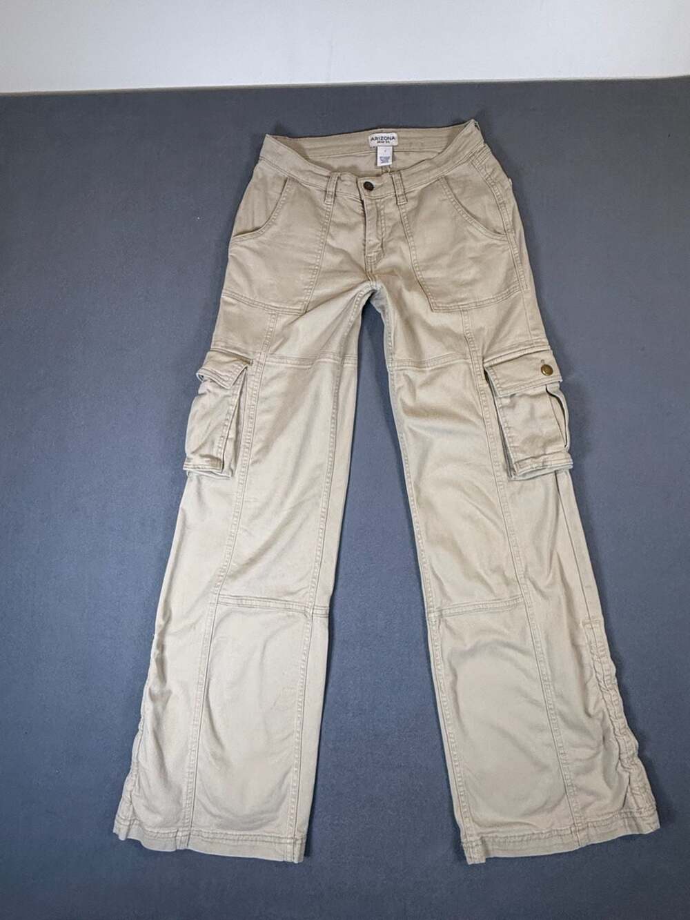 Arizona Jean Co Y2K Cargo Pants Size 1 Beige Low Rise Wide Leg Utility